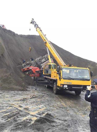 金阳上犹道路救援